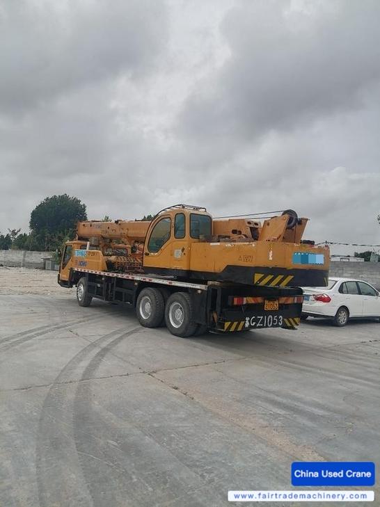 Buy XCMG QY20G Used Crane / 1